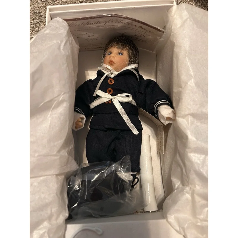 Lee Middleton Irish Child 1890 Miniature Doll #810 COA Artist Studio Reva Schick